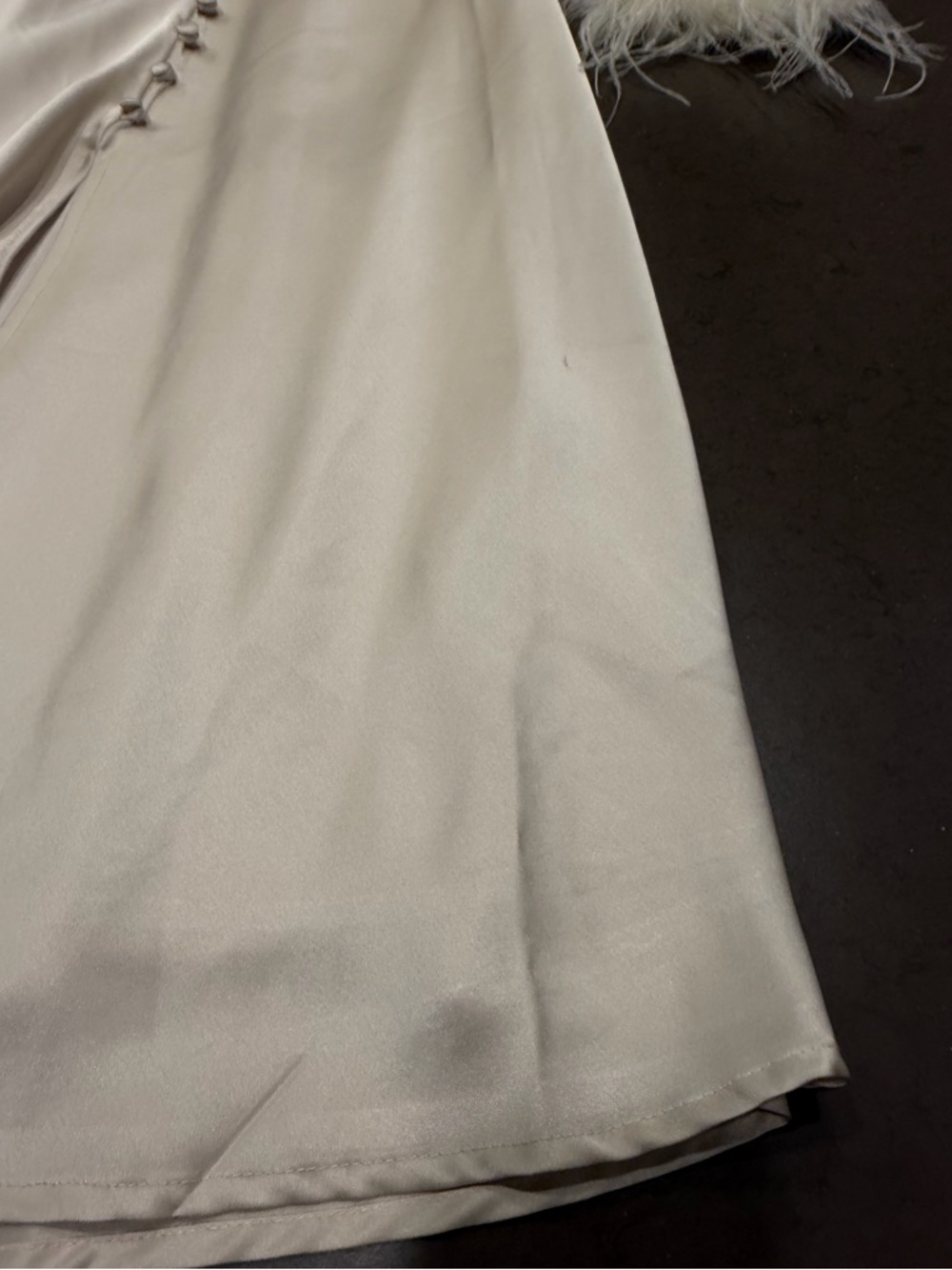 NWOT Lulus Precious Aura Champagne Satin Feather Long Sleeve Midi Dress Sz: XS - Picture 13 of 14